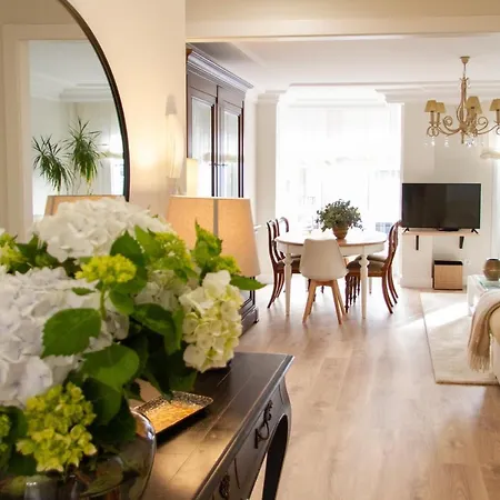 Bonito Y Luminoso En Rosalia De Castro