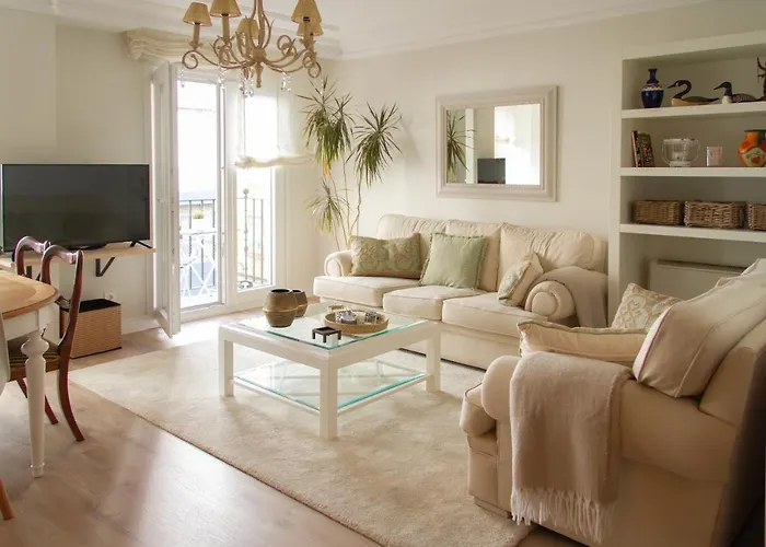 Bonito Y Luminoso En Rosalia De Castro Appartement Santiago de Compostella